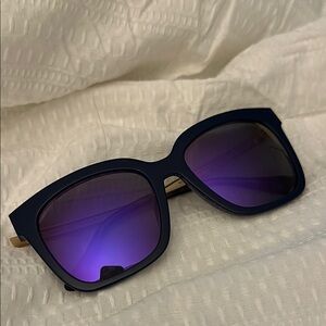 Diff Eyewear Purple lens and Navy frame Bella polarized Sunglasses